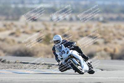 media/Dec-07-2025-CVMA (Sun) [[3e7d2de5dc]]/Race 12- Formula 40 MW and LW/